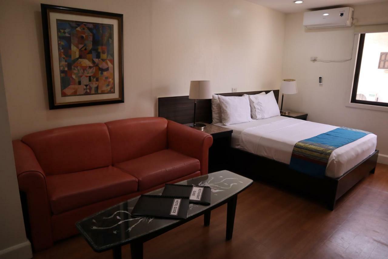 Domicilio Lorenzo Davao Exterior foto